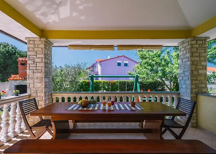 Levante Villa